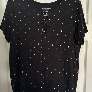 Torrid Black Short Sleeve Top with Star & Skull Accents